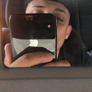 Meet your Posher, Leroy navarrette